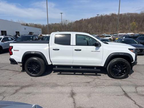 2024 Chevrolet Colorado Trail Boss