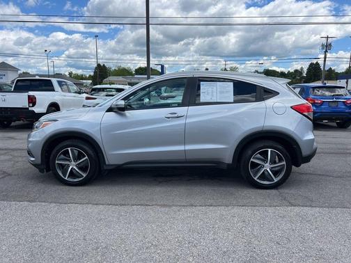 Lunar Silver Metallic 2022 Honda HR-V EX