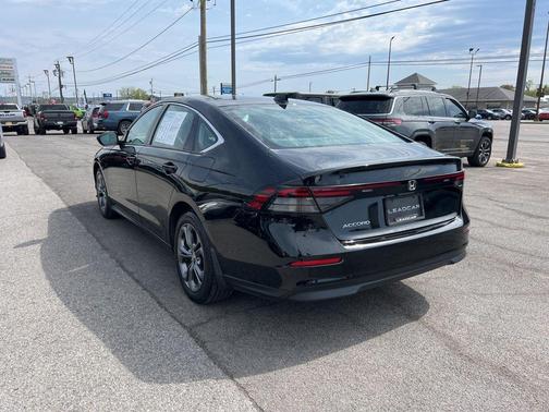 Crystal Black Pearl 2023 Honda Accord EX