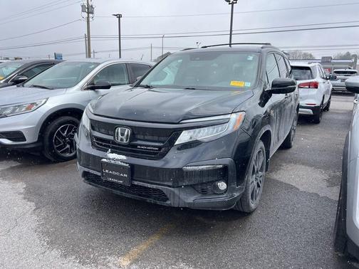 Crystal Black Pearl 2022 Honda Pilot Black Edition