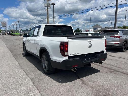 Platinum White Pearl 2023 Honda Ridgeline RTL