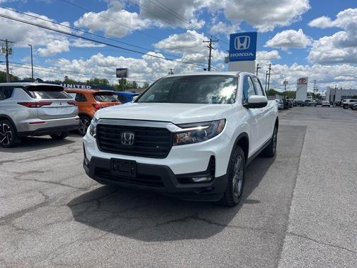 Platinum White Pearl 2023 Honda Ridgeline RTL