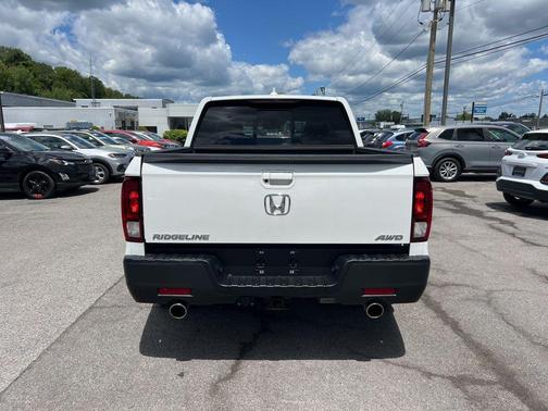 Platinum White Pearl 2023 Honda Ridgeline RTL