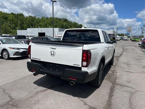 Platinum White Pearl 2023 Honda Ridgeline RTL