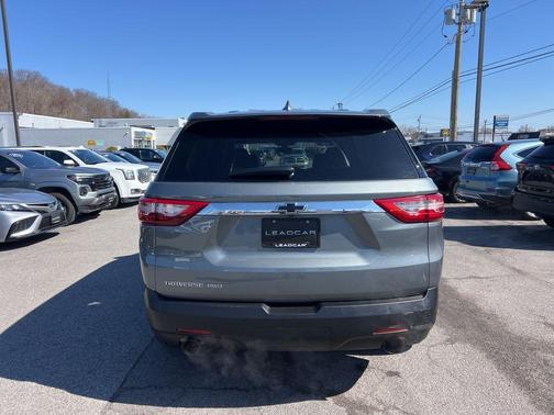Satin Steel Metallic 2019 Chevrolet Traverse LS