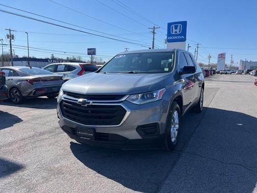 Satin Steel Metallic 2019 Chevrolet Traverse LS