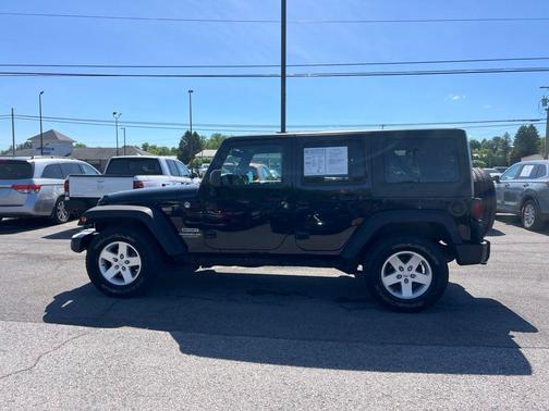 Black Clearcoat 2016 Jeep Wrangler Unlimited Sport