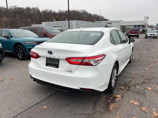 2020 Toyota Camry Hybrid LE