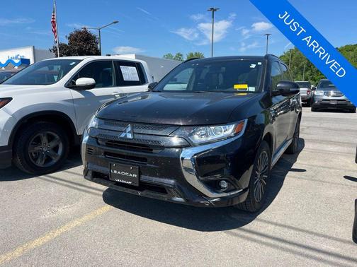 2022 Mitsubishi Outlander PHEV