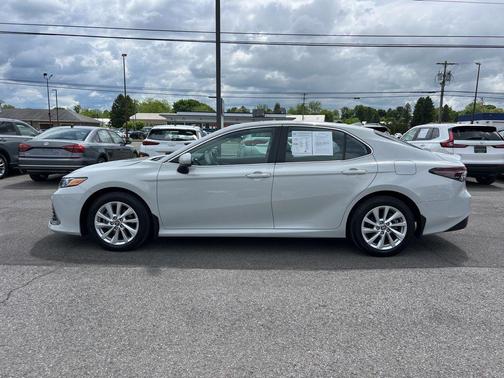 Ice Edge 2023 Toyota Camry LE