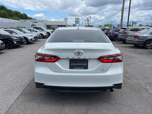Ice Edge 2023 Toyota Camry LE