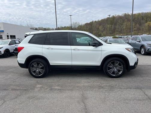 White Diamond Pearl 2019 Honda Passport EX-L