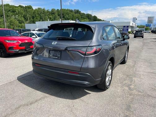 Modern Steel Metallic 2023 Honda HR-V LX