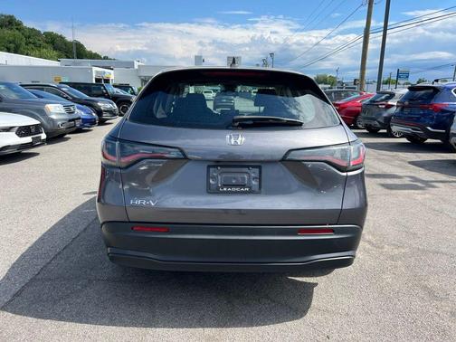 Modern Steel Metallic 2023 Honda HR-V LX