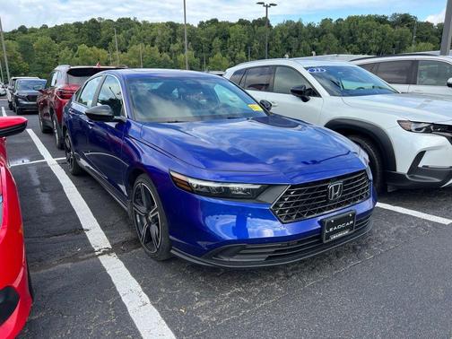 Still Night Pearl 2023 Honda Accord Hybrid Sport