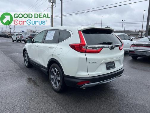 White 2017 Honda CR-V EX
