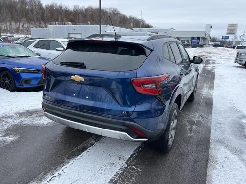 2024 Chevrolet Trax LT