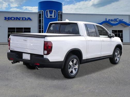 Platinum White Pearl 2026 Honda Ridgeline RTL