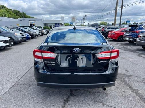 Crystal Black Silica 2019 Subaru Impreza 2.0i Premium