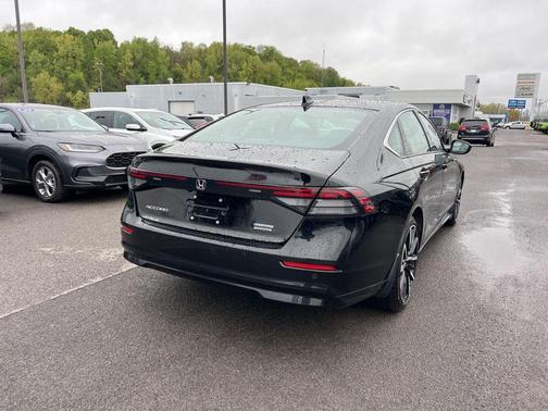 Crystal Black Pearl 2023 Honda Accord Hybrid Touring