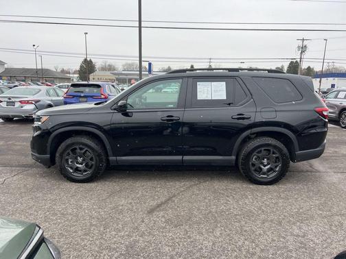 2025 Honda Pilot TrailSport