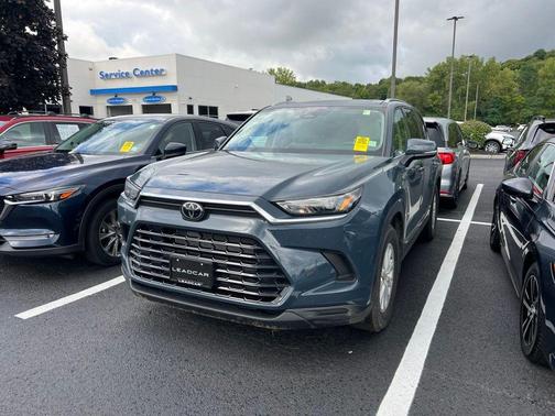 Cloud 9 White 2024 Toyota Grand Highlander Hybrid XLE