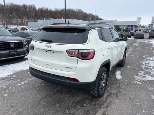 2018 Jeep Compass Latitude
