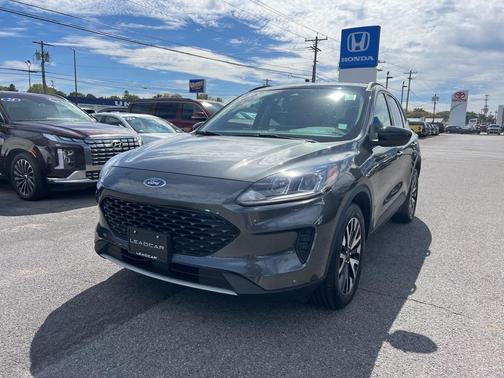 2020 Ford Escape SE Sport Hybrid