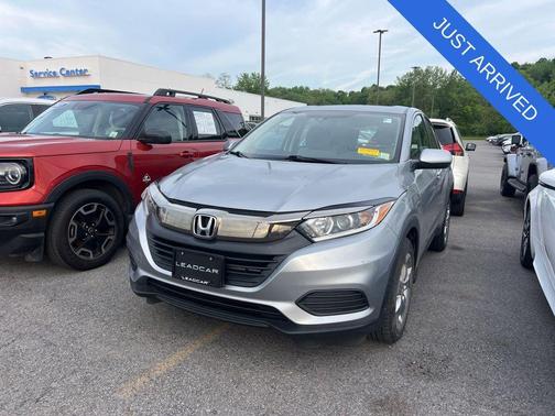 Lunar Silver Metallic 2021 Honda HR-V LX