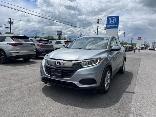 Lunar Silver Metallic 2021 Honda HR-V LX