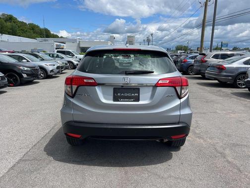 Lunar Silver Metallic 2021 Honda HR-V LX