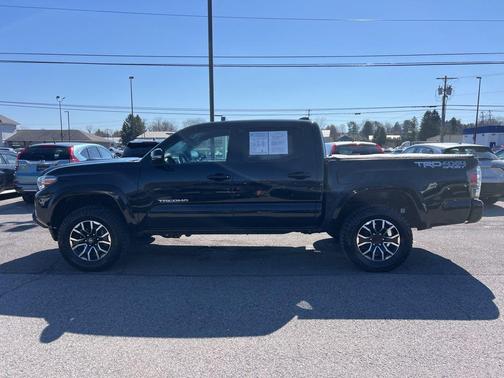 2020 Toyota Tacoma TRD Sport