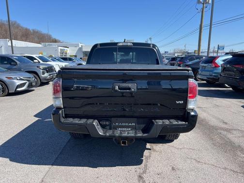 2020 Toyota Tacoma TRD Sport