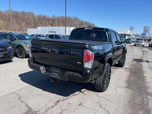 2020 Toyota Tacoma TRD Sport