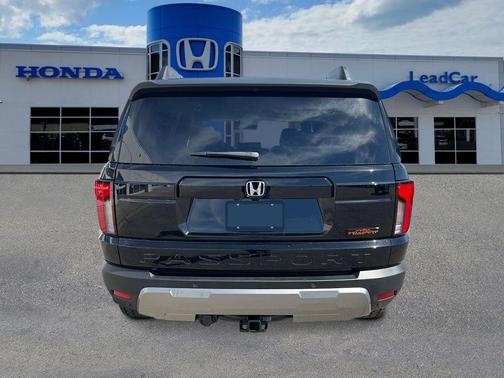 Crystal Black Pearl 2026 Honda Passport TrailSport