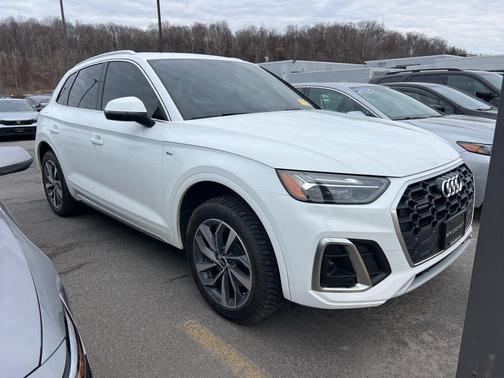 2022 Audi Q5 45 S line quattro Premium