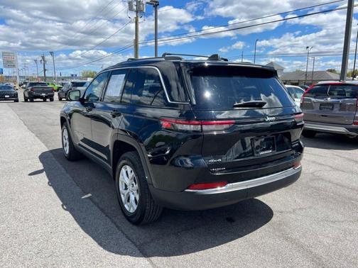 Diamond Black 2023 Jeep Grand Cherokee Limited