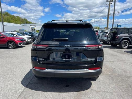 Diamond Black 2023 Jeep Grand Cherokee Limited