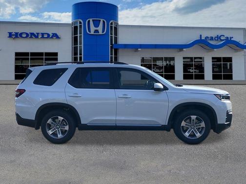 White Diamond Pearl 2026 Honda Pilot EX-L