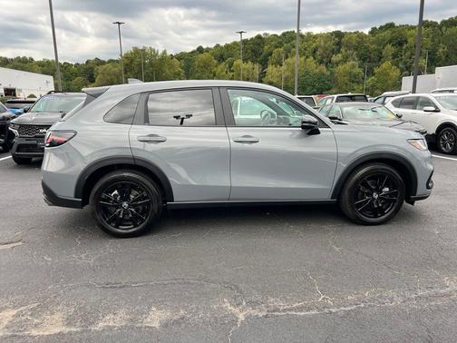 Urban Gray Pearl 2026 Honda HR-V Sport