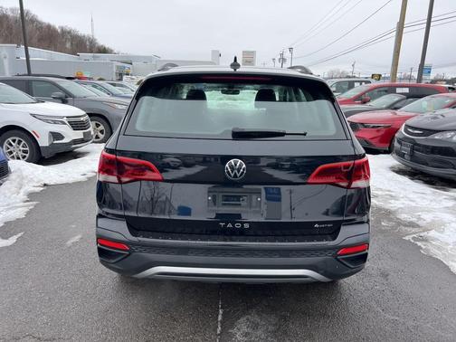 2024 Volkswagen Taos 1.5T S