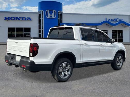 Platinum White Pearl 2026 Honda Ridgeline RTL