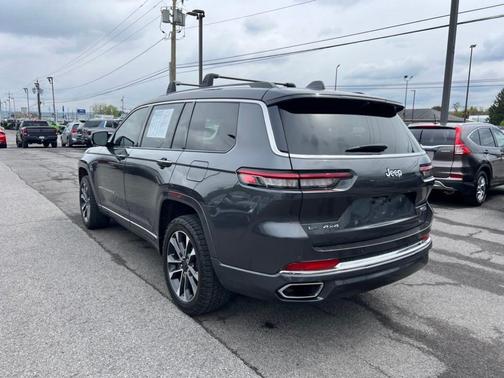 Metallic 2022 Jeep Grand Cherokee L Overland