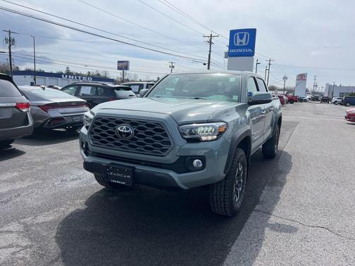 2023 Toyota Tacoma TRD Off Road