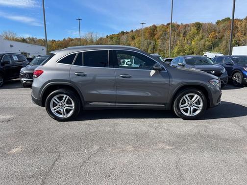 2023 Mercedes-Benz GLA 250 Base 4MATIC
