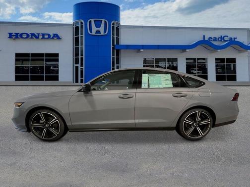 Urban Gray Pearl 2026 Honda Accord SE