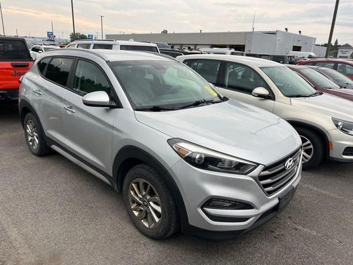 Molten Silver 2018 Hyundai TUCSON SEL