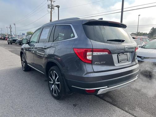 2022 Honda Pilot Touring 7-Passenger