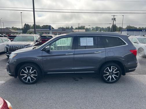 2022 Honda Pilot Touring 7-Passenger
