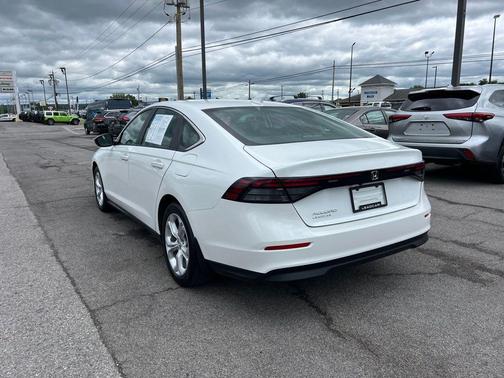 Platinum White Pearl 2023 Honda Accord LX